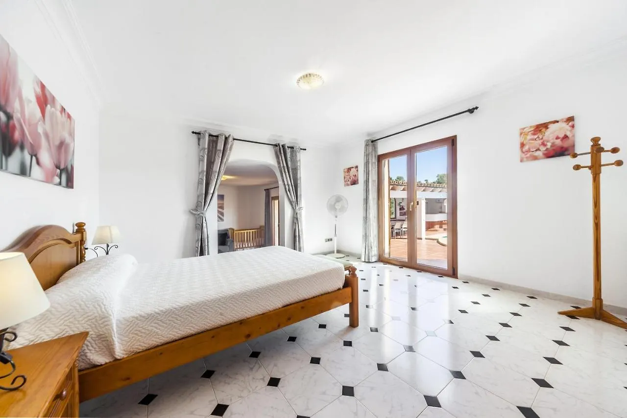 Villa Rustica S'Aranjassa à Palma 0*,